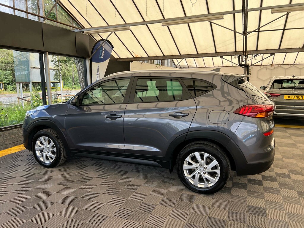 Hyundai Tucson Suv DN69ZHG Grey #4