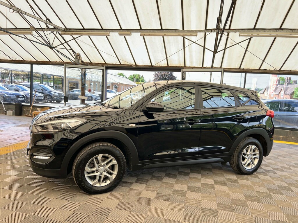 Hyundai Tucson Suv SH66CLO Black #3