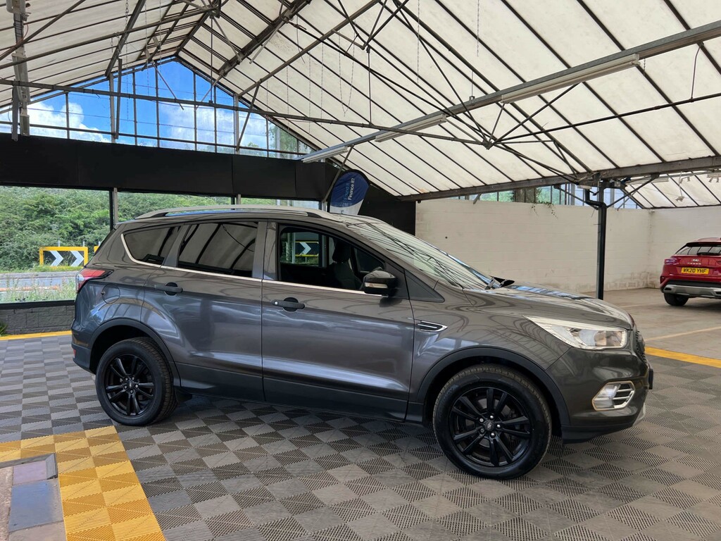 Ford Kuga Suv Grey