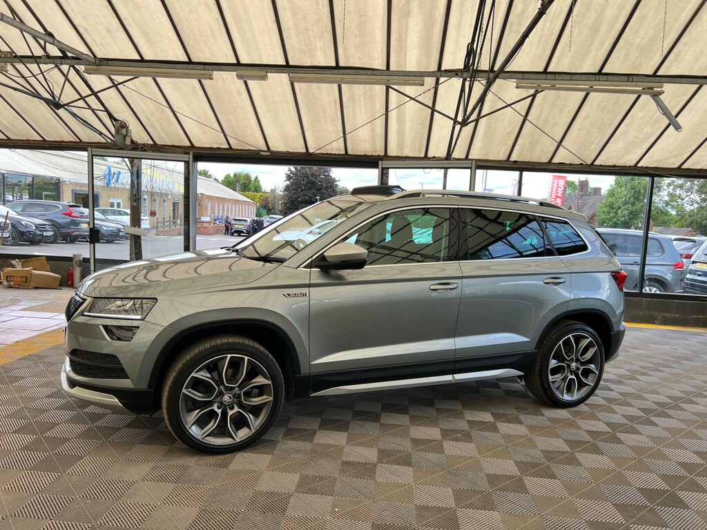 Skoda Karoq Suv Grey #4