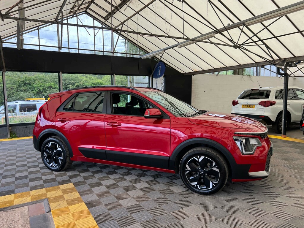 Kia Niro Suv Red
