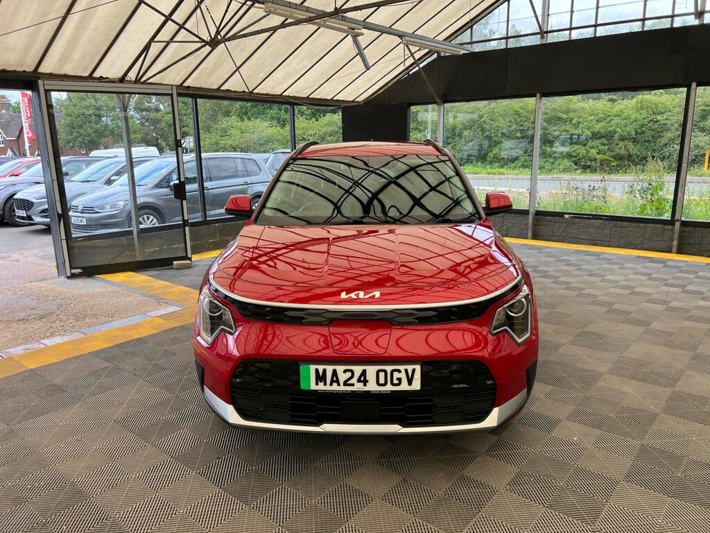 Kia Niro Suv Red #2