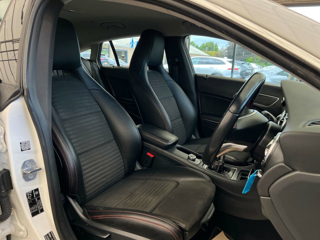 Mercedes-Benz CLA Class Cla 180 Amg Line Edition White #7