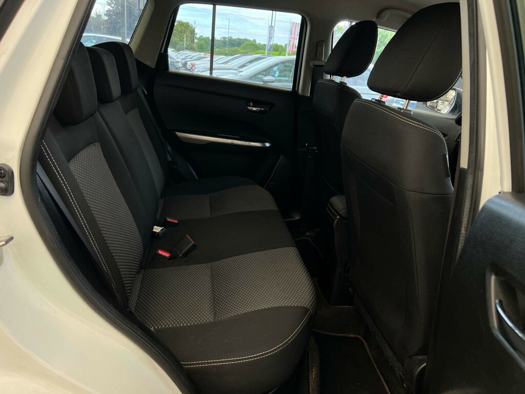 Suzuki Vitara 1.4 Boosterjet Sz5 Allgrip - 2019 19 Red #17