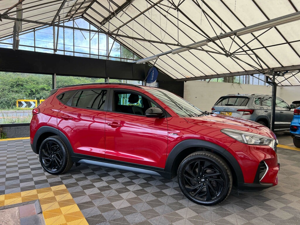 Hyundai Tucson Suv Red