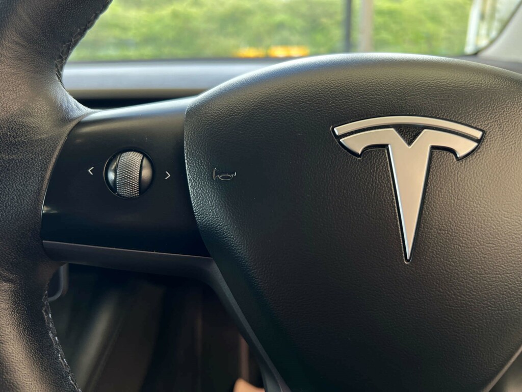 Tesla Model 3 0.0 Model 3 Long Range Awd Saloon Red #9