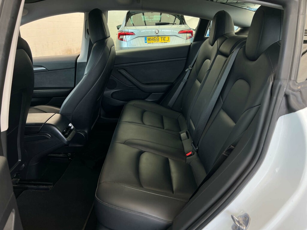 Tesla Model 3 0.0 Model 3 Long Range Awd Saloon Red #19