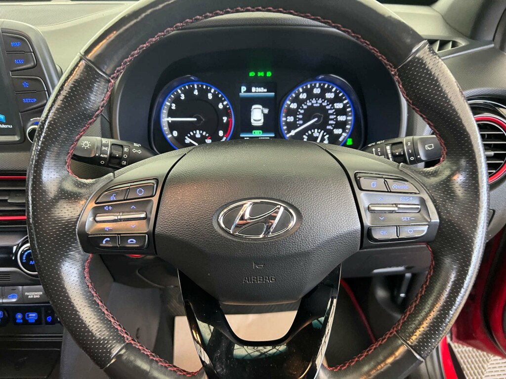 Hyundai Kona Hatchback White #11
