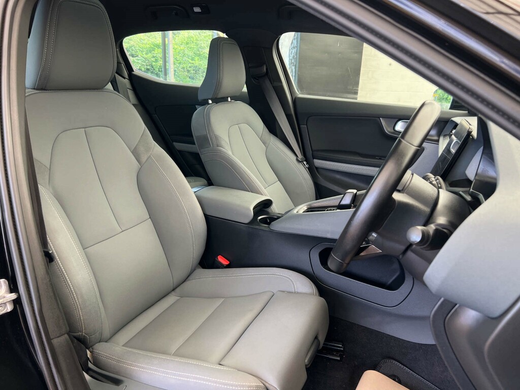 Polestar 2 Hatchback Black #5