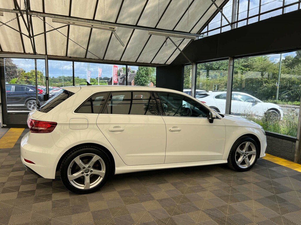 Audi A3 Hatchback YG20MUC White #4