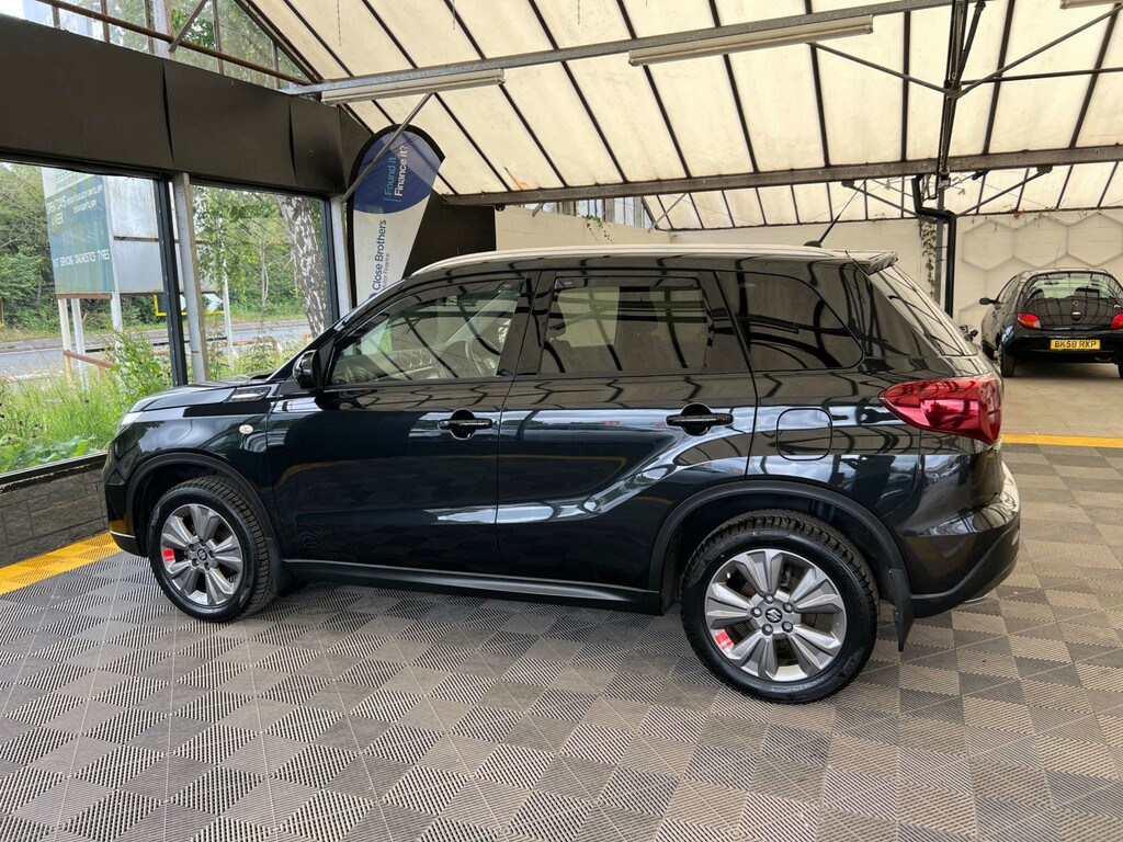 Suzuki Vitara Suv Black #4