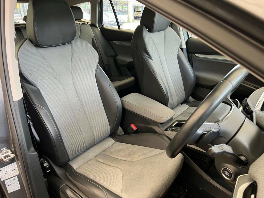 Skoda ENYAQ Suv Grey #5