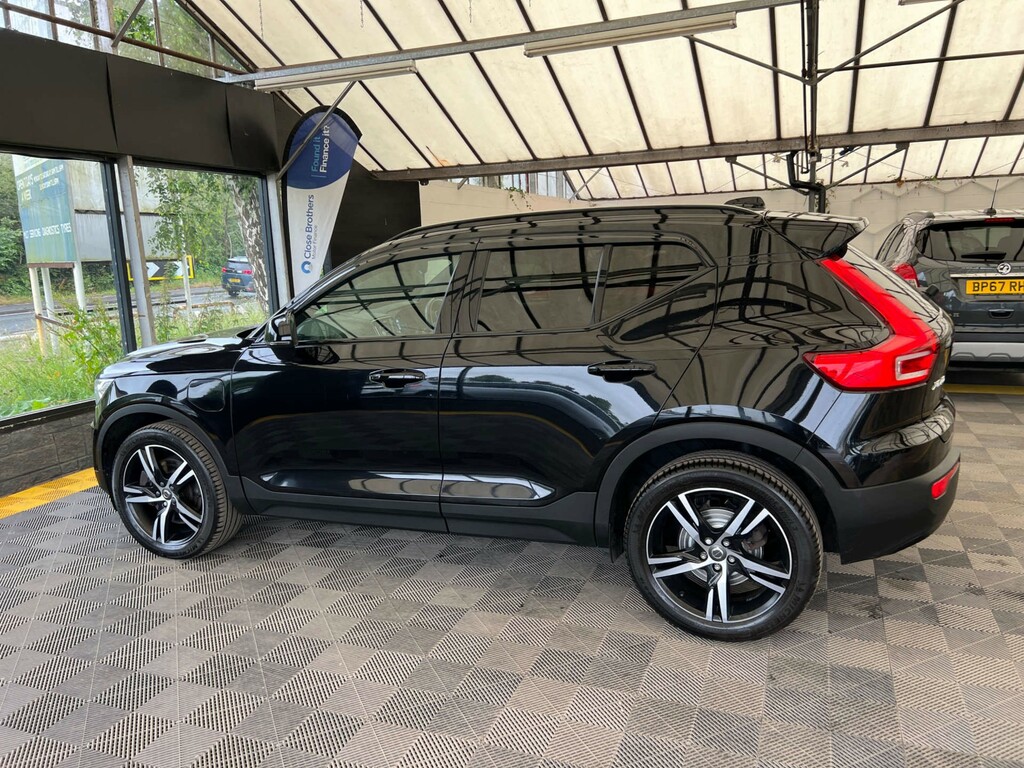 Volvo XC40 D3 R-design Silver #4