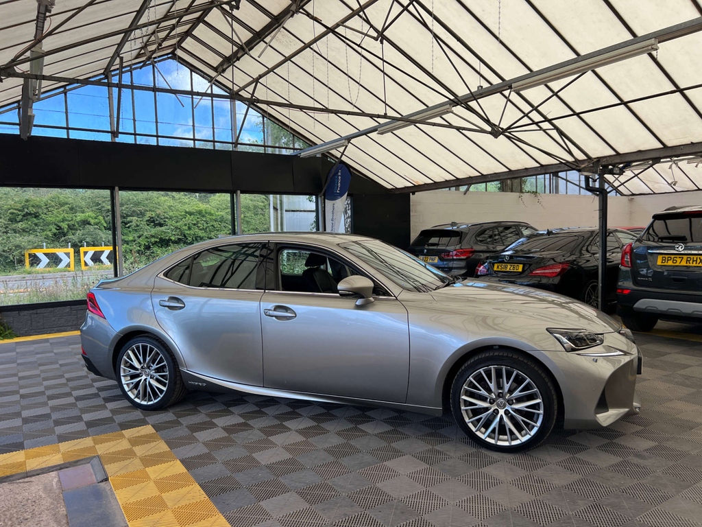 Lexus IS 300H Premier Silver