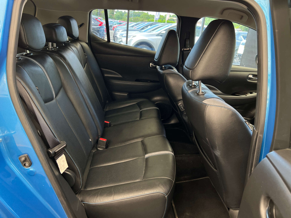 Nissan Leaf 40Kwh N-connecta White #17