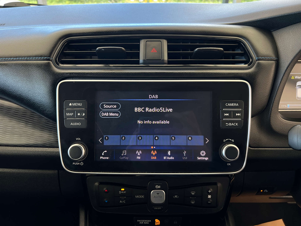 Nissan Leaf 40Kwh N-connecta White #13