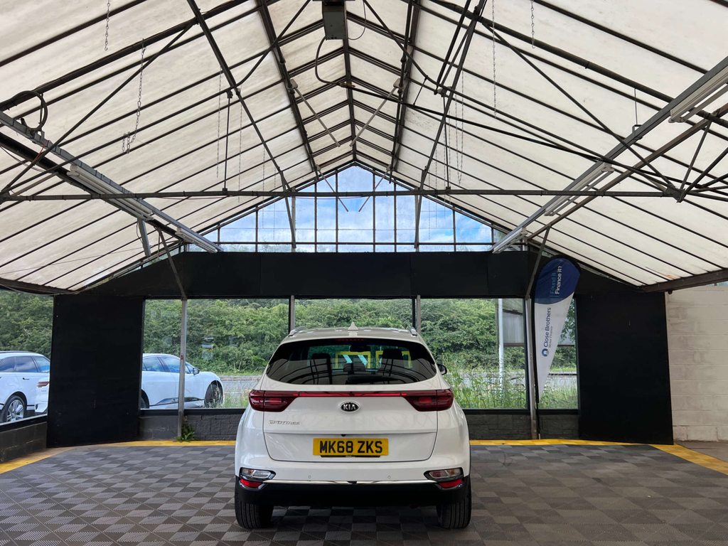 Kia Sportage Suv MK68ZKS White #5