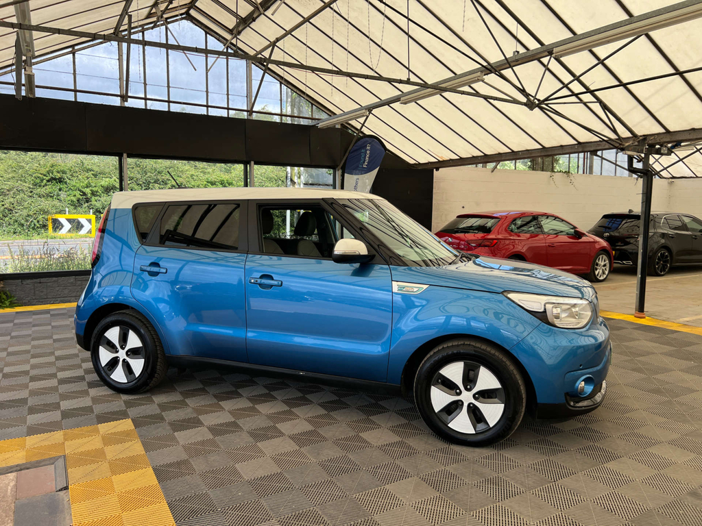 Kia Soul Ev Blue