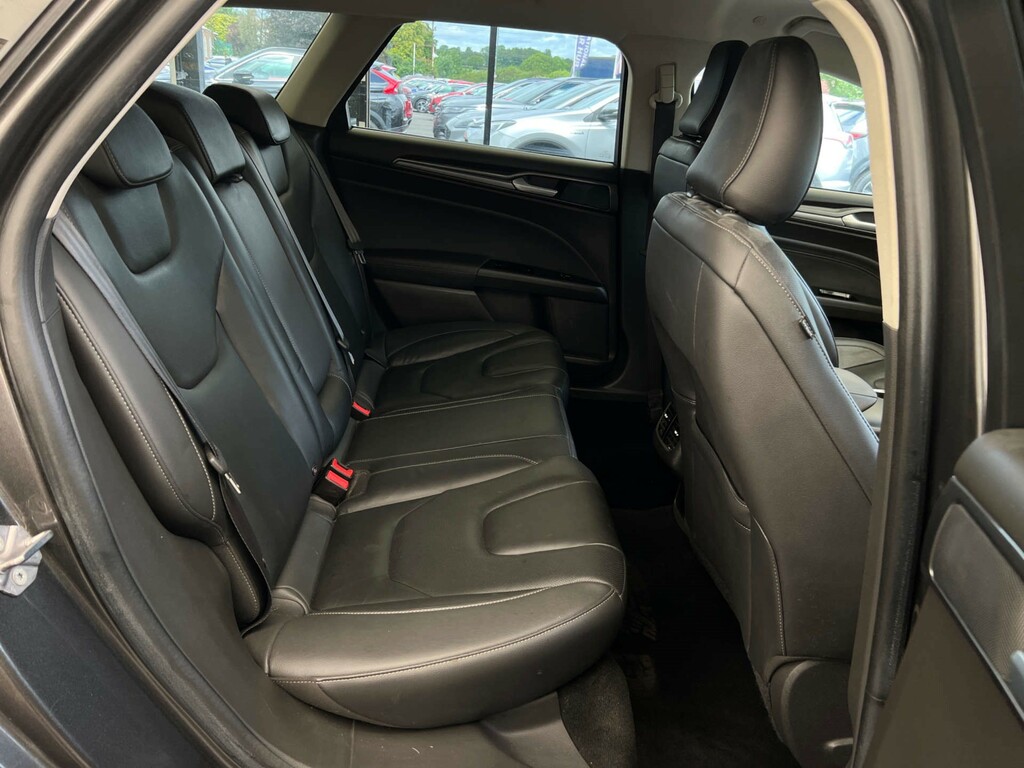 Ford Mondeo Mondeo St-line Edition Ecoblue Black #19