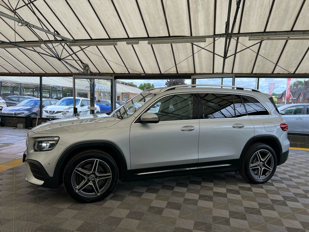 Mercedes-Benz GLB Class Glb 220 D 4Matic Amg Line Premium Silver #4