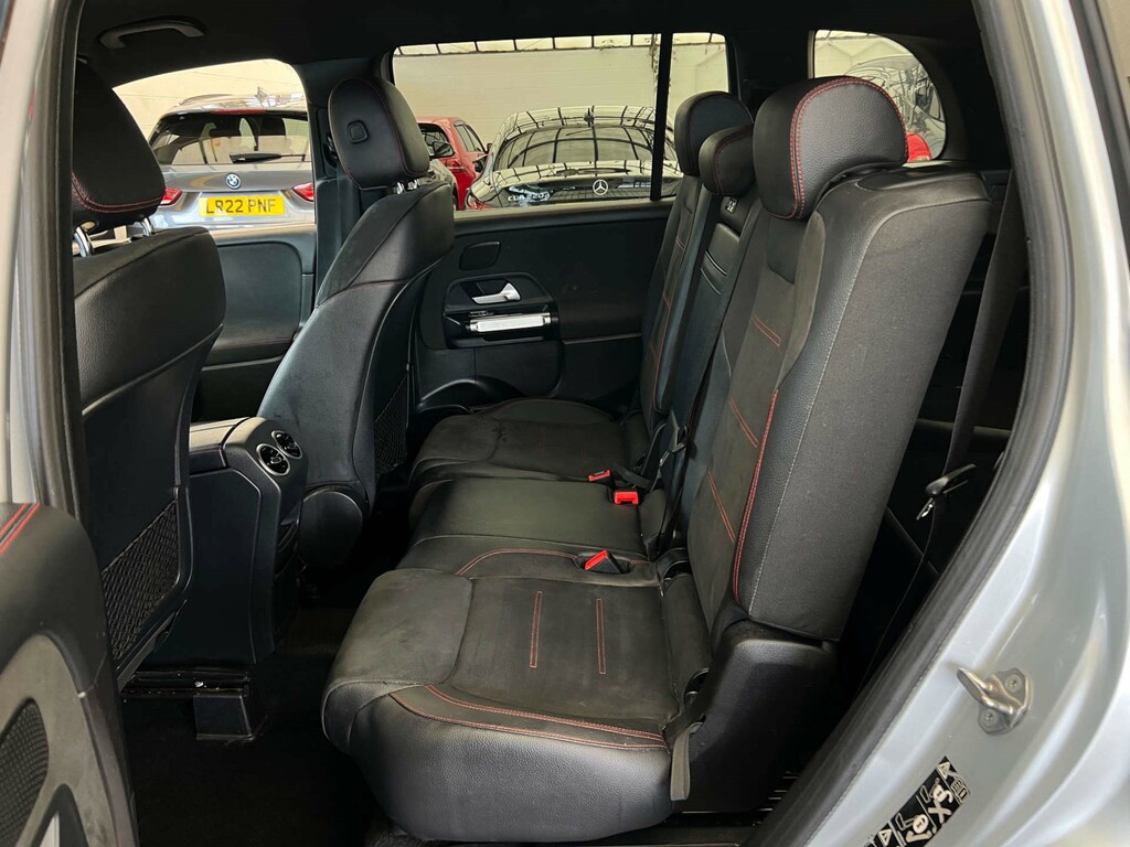 Mercedes-Benz GLB Class Glb 200 Amg Line Premium Plus White #20