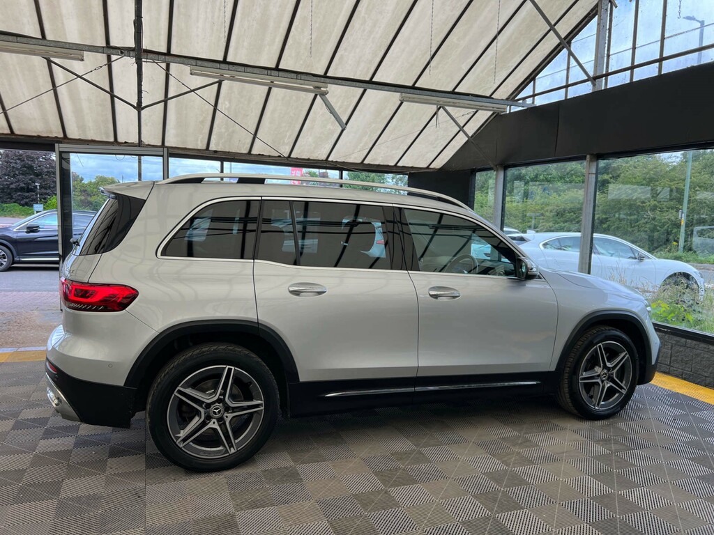 Mercedes-Benz GLB Class Glb 200 Amg Line Premium Plus White #7