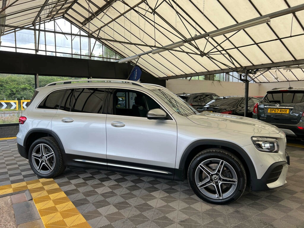 Mercedes-Benz GLB Class Glb 220 D 4Matic Amg Line Premium Silver #2