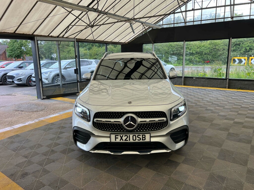 Mercedes-Benz GLB Class Glb 220 D 4Matic Amg Line Premium Silver #3