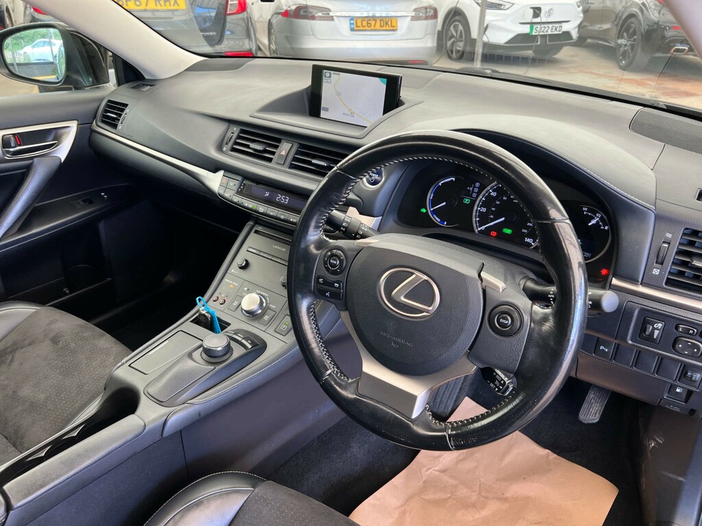 Lexus CT 200H 1.8 Sport Cvt White #7