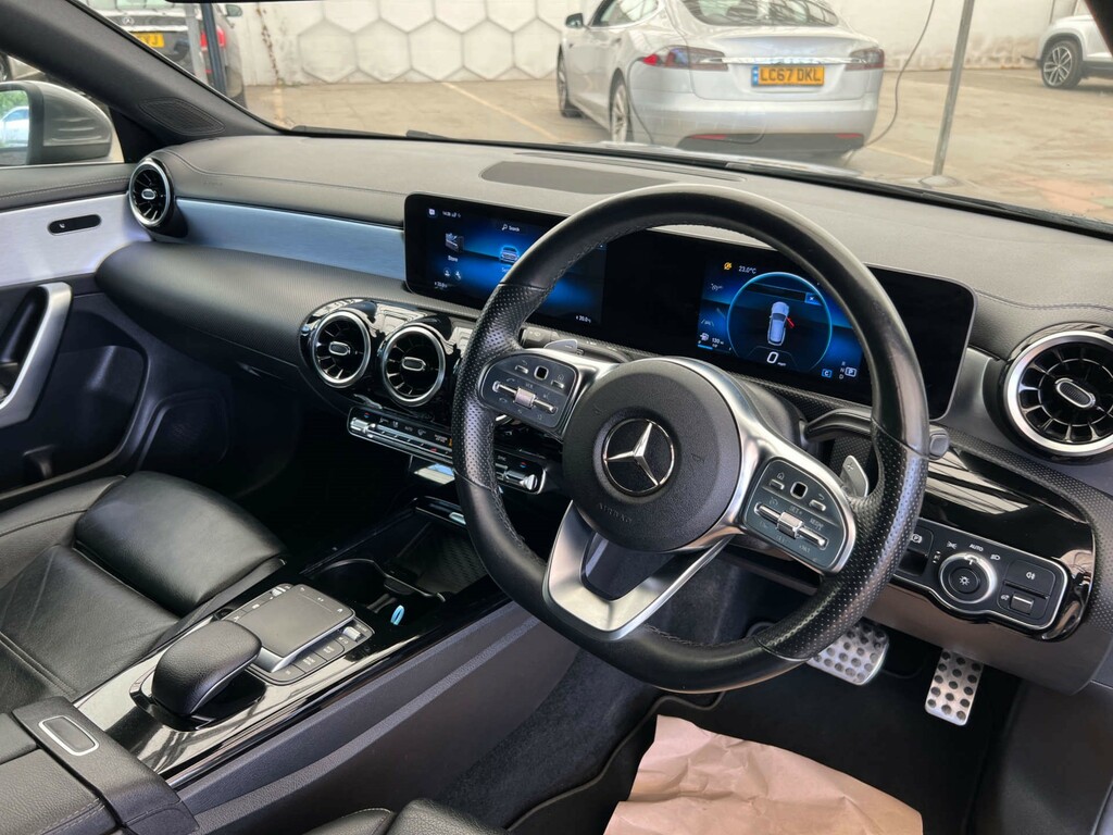 Mercedes-Benz CLA Class 200 Amg Line Premium Plus Tip Grey #7