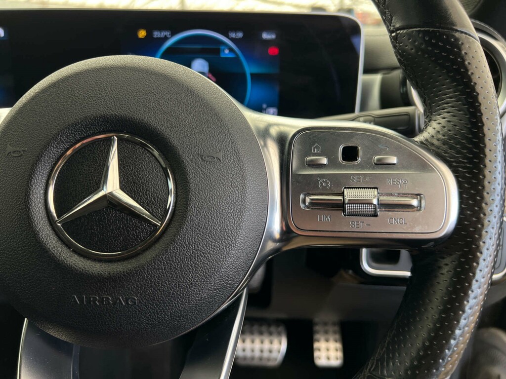 Mercedes-Benz CLA Class 200 Amg Line Premium Plus Tip Grey #10
