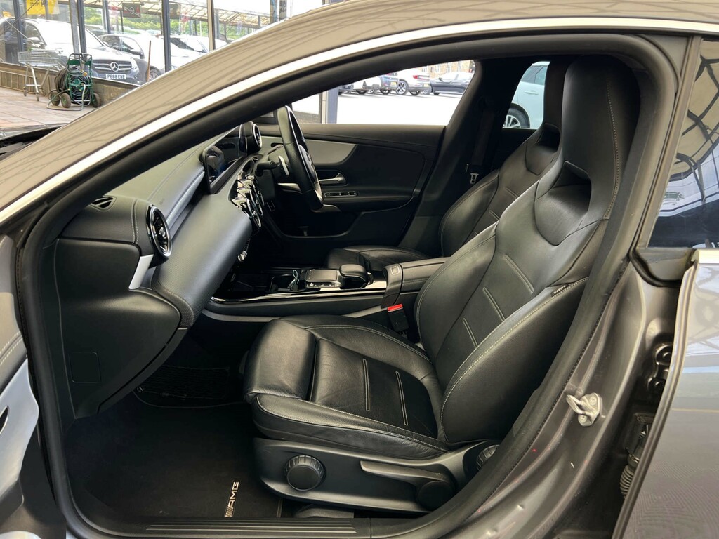 Mercedes-Benz CLA Class 200 Amg Line Premium Plus Tip Grey #17