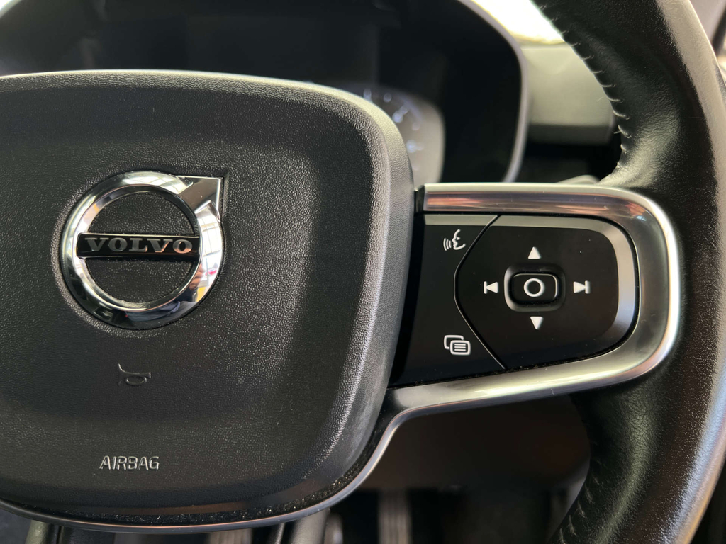 Volvo XC40 Xc40 Inscription D4 Awd Blue #9