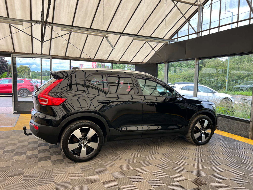 Volvo XC40 Suv Black #5
