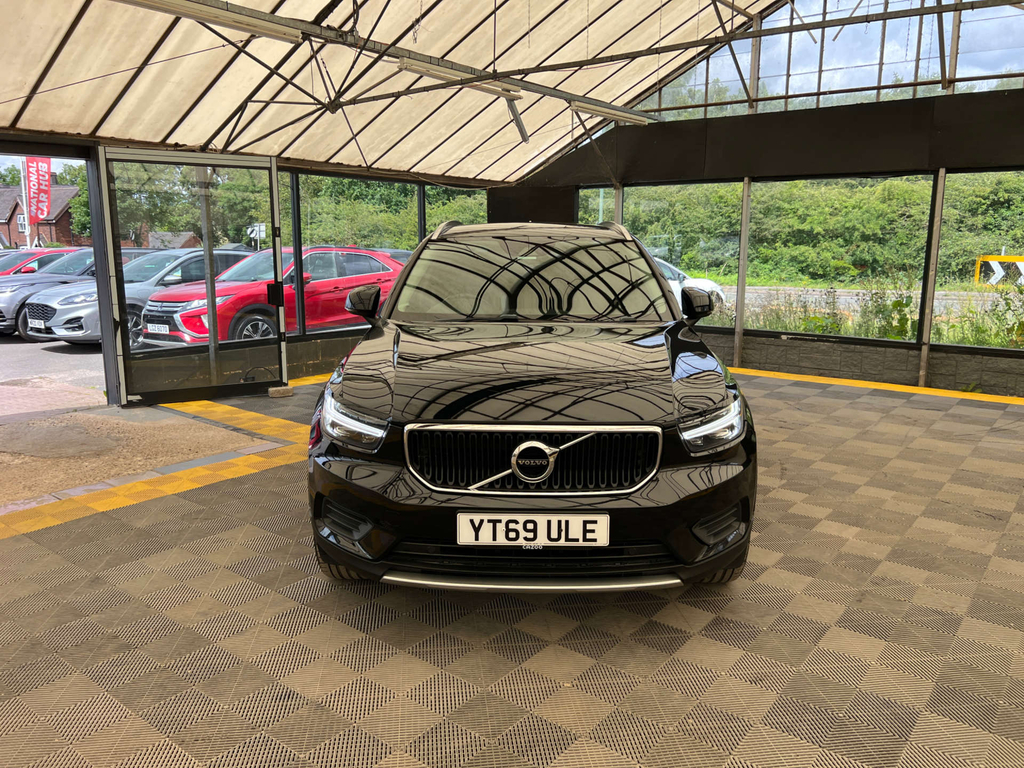 Volvo XC40 Suv Black #2