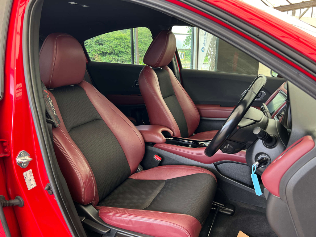 Honda Hr-V Suv Red #6