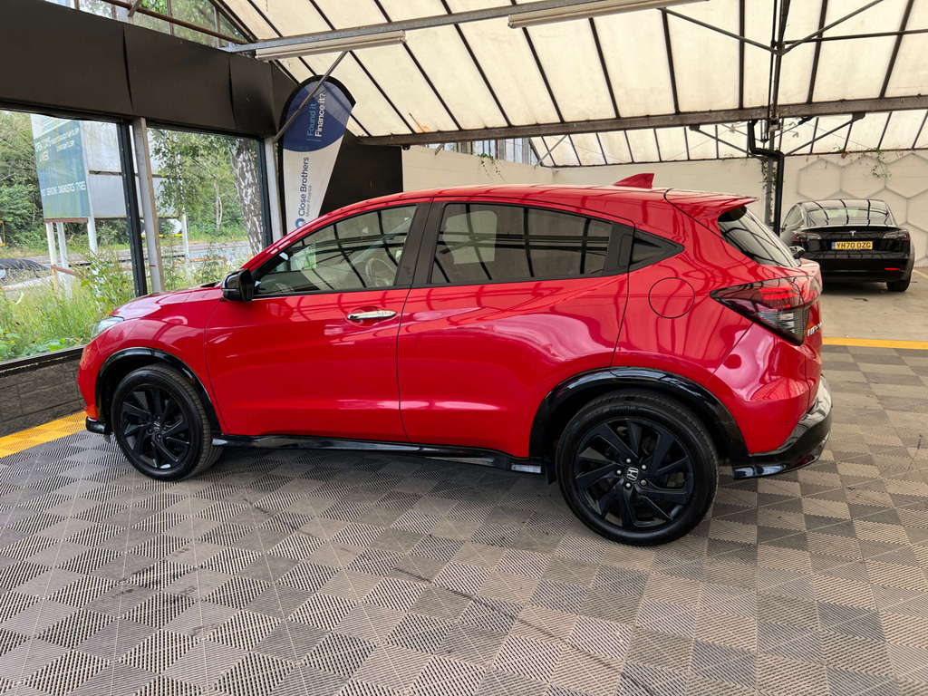 Honda Hr-V Suv Red #4