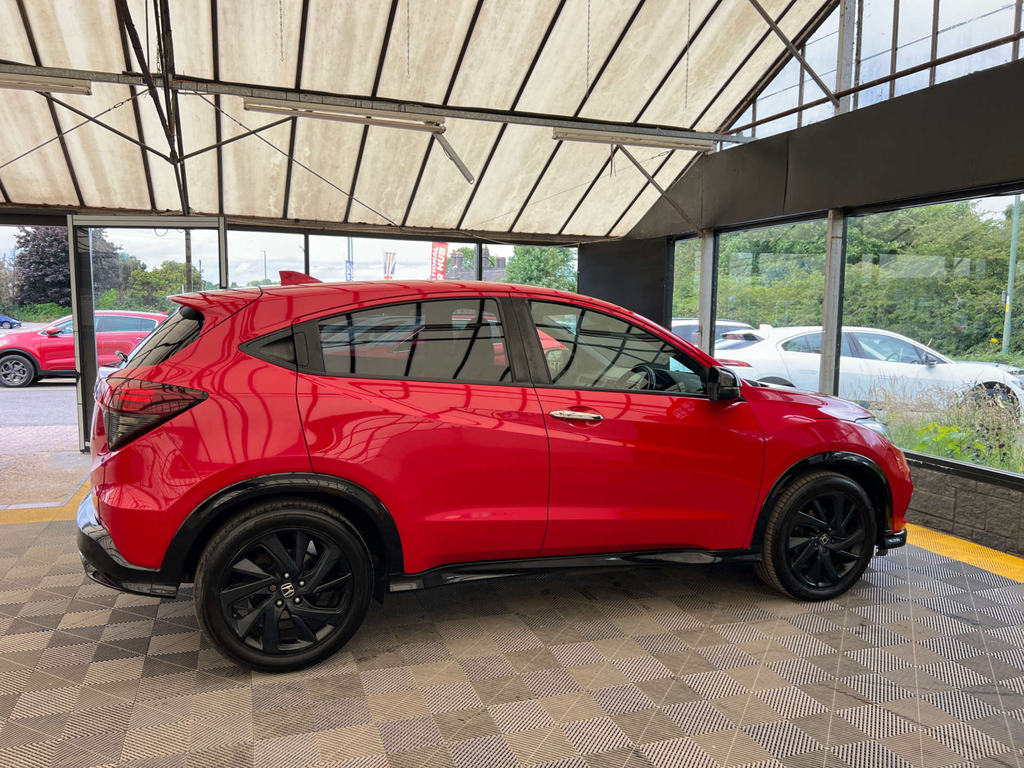 Honda Hr-V Suv Red #5