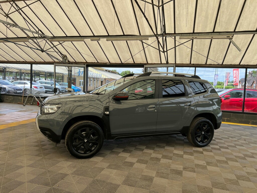 Dacia Duster Suv Grey #3