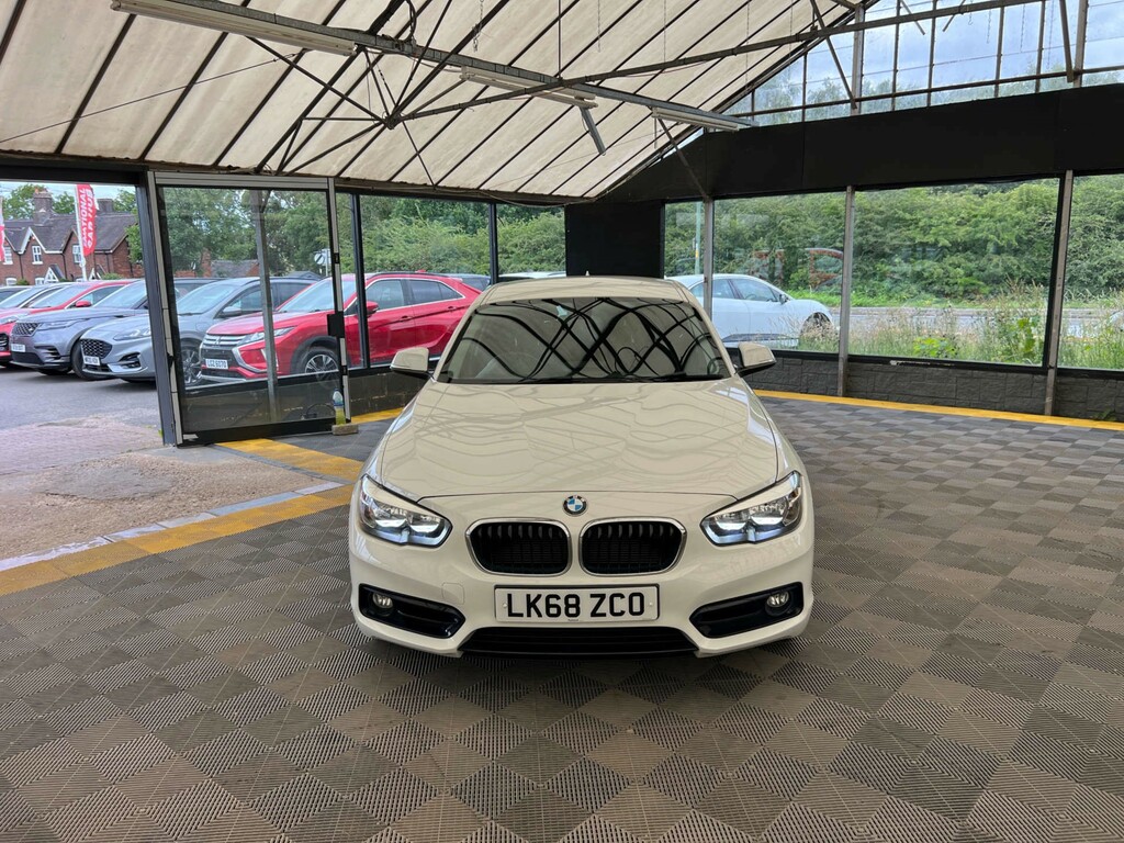 BMW 1 Series 118I Sport White #2