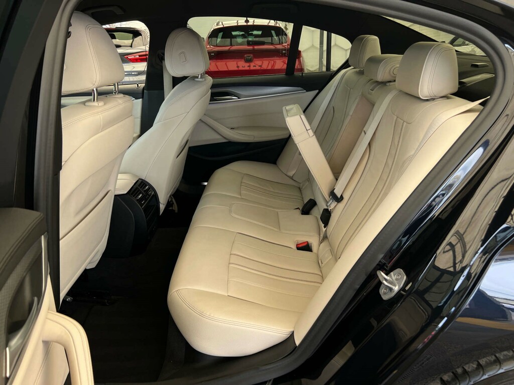 BMW 5 Series 520D M Sport Grey #19