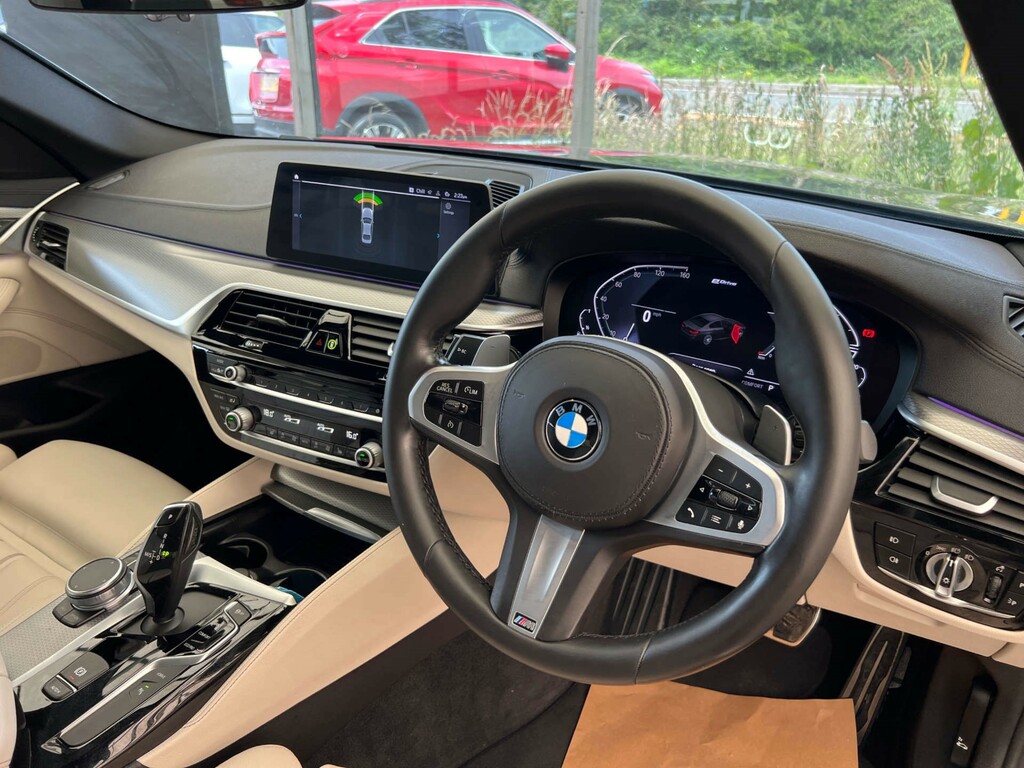 BMW 5 Series 520D M Sport Grey #7