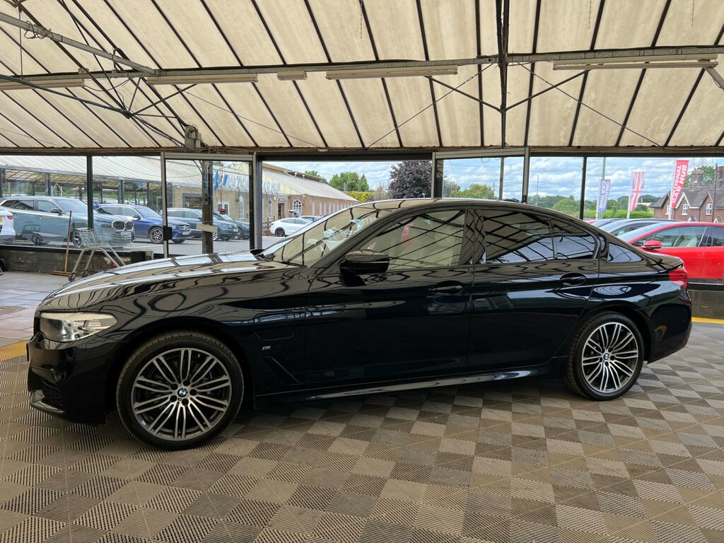 BMW 5 Series Saloon Black #3