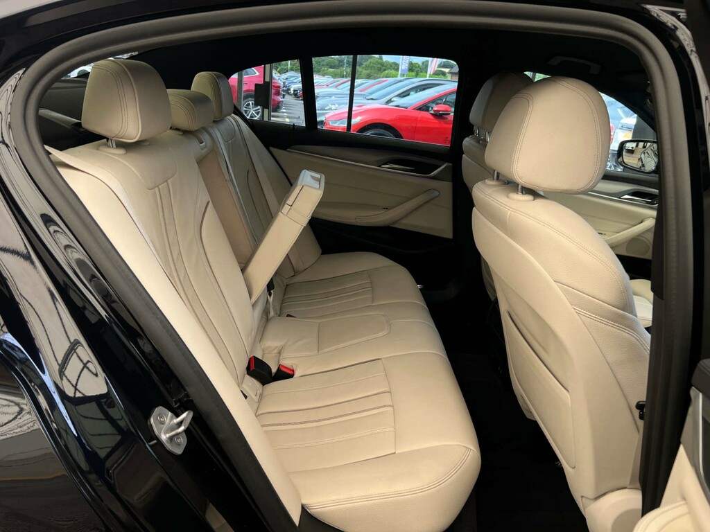 BMW 5 Series 520D M Sport Grey #18