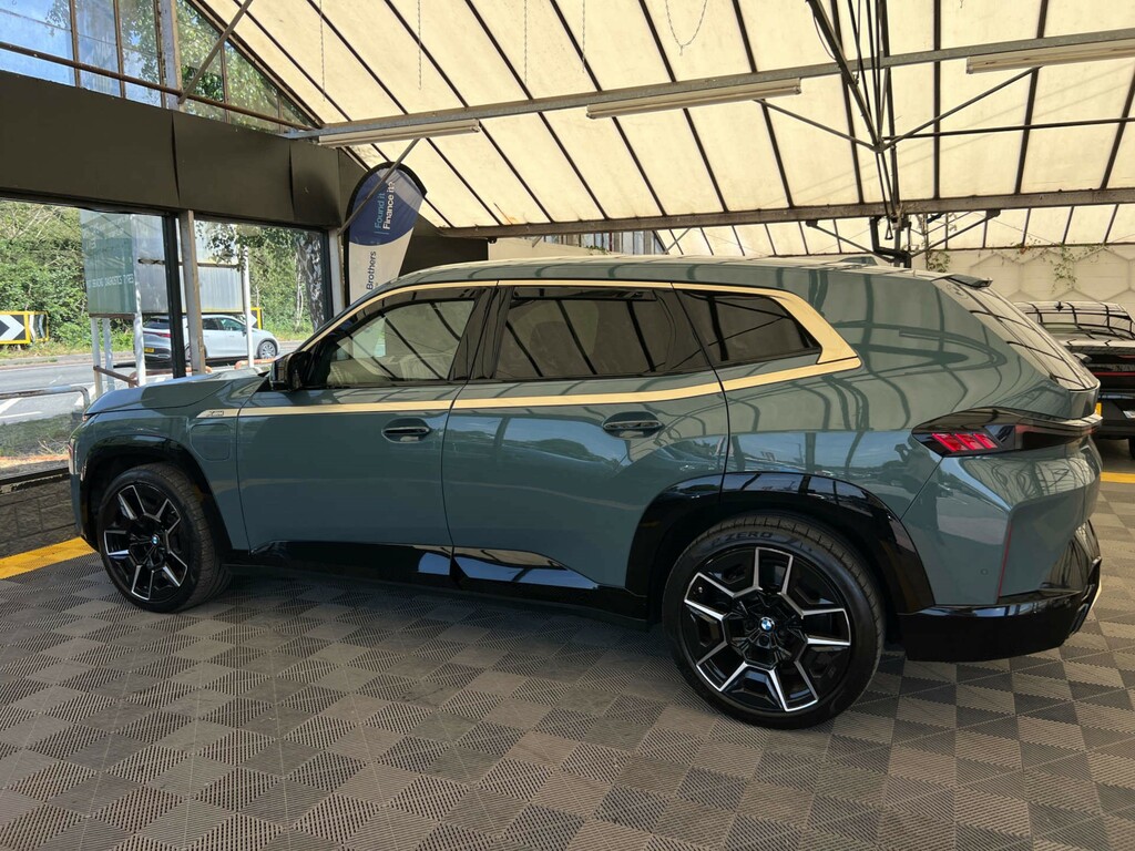 BMW XM Suv Green #4