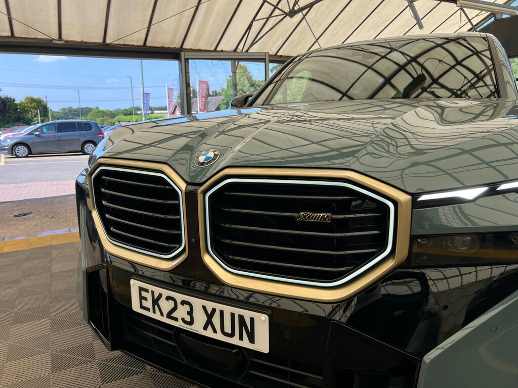 BMW XM Suv Green #6