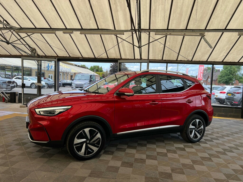 MG ZS Suv WJ71UWL Red #3