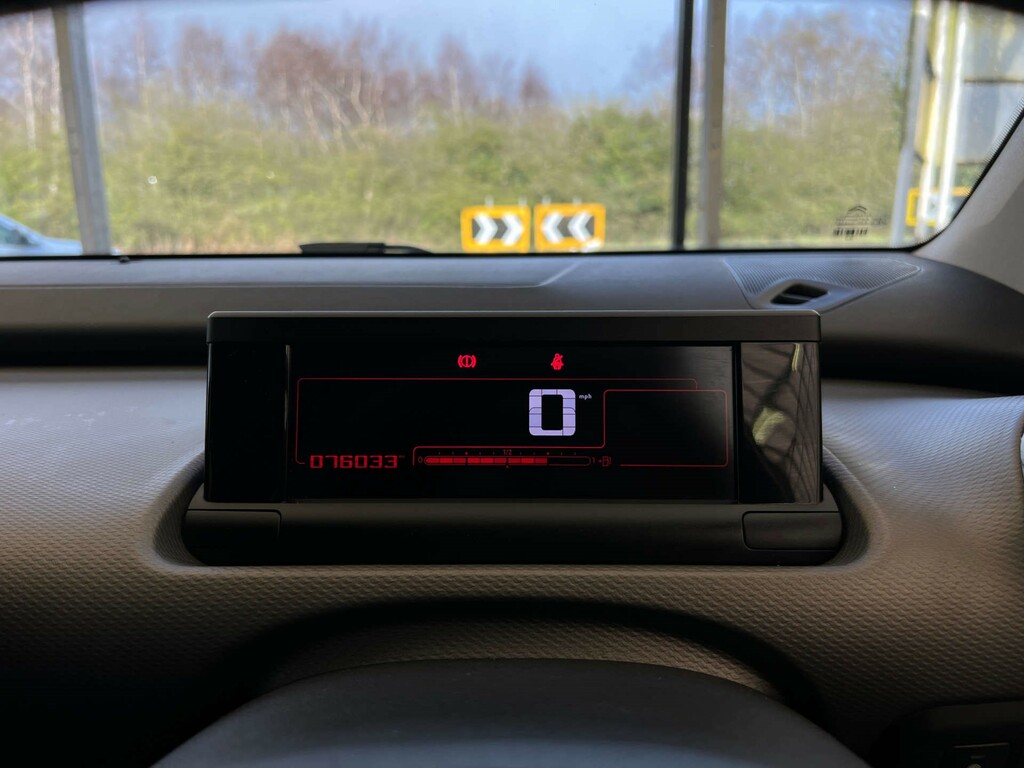 Citroen C4 Cactus 1.6 Bluehdi Flair 98 Bhp Red #10