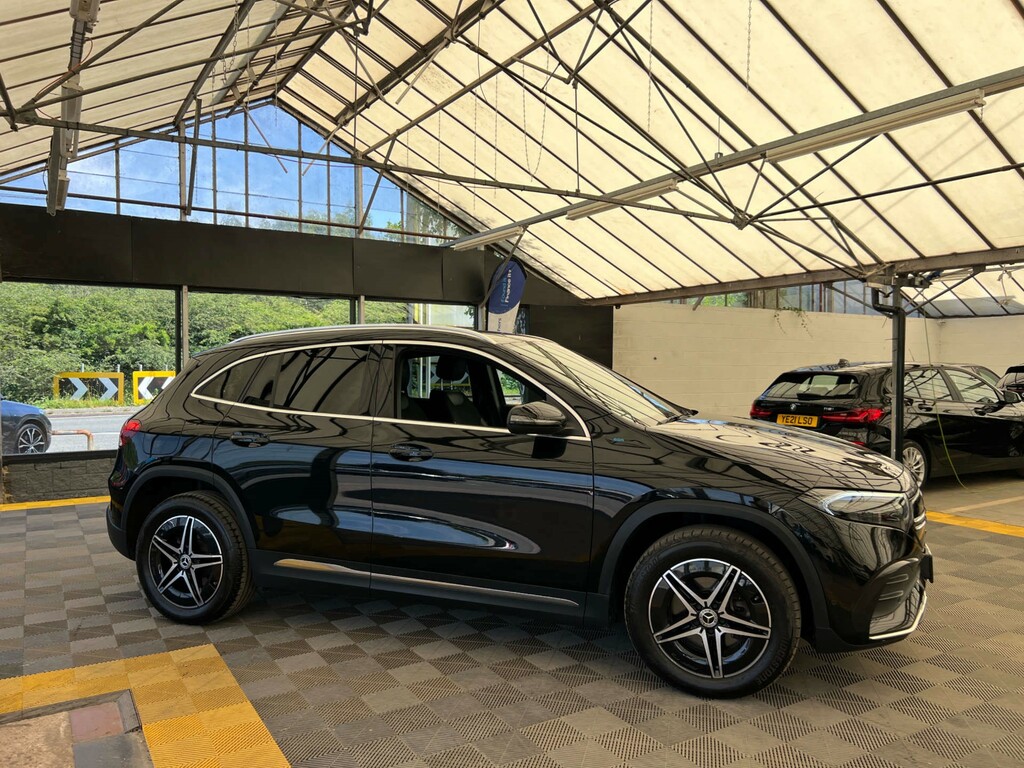 Mercedes-Benz EQA Suv Black
