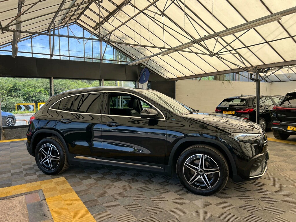 Mercedes-Benz EQA Suv Black